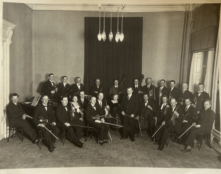 Group Photo - Portrait of Musicians - 20th Century