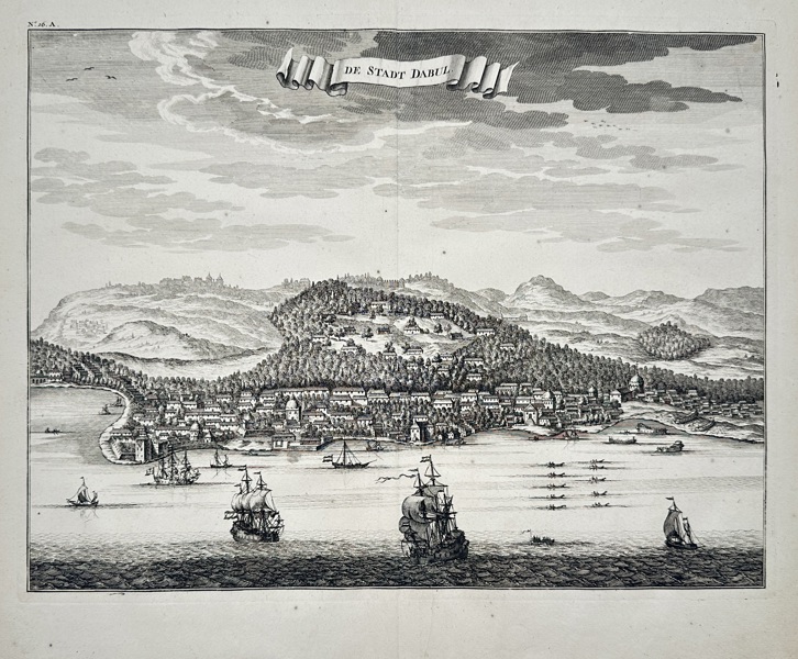 François Valentijn (1666–1727) – View of the City of Dabhol – India – Engraving (1726)